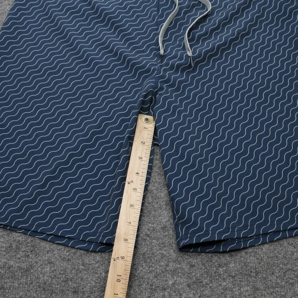 United By Blue Mens Size 36 Navy Wave Print Quick Dry Board Shorts Swim Trunks